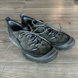 Merrill athletic shoes, women’s, size 7.5